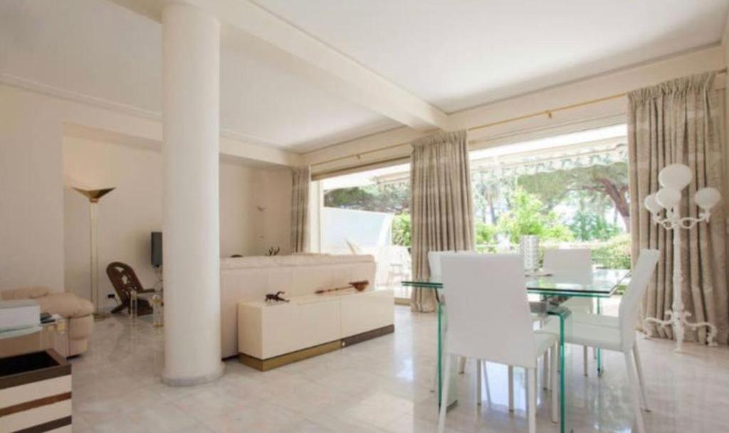 Superbe Appartement Vue Mer Pointe Croisette Канни Екстер'єр фото